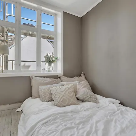 Classic Peaceful Space In The Center Appartement Bergen